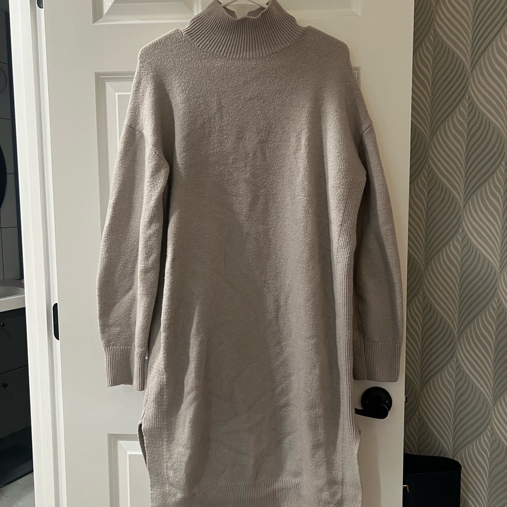H&M Light Gray Knit Sweater